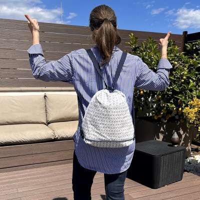 Mochila, bolso y bandolera, 3 en 1. Diseñada por Jan et Jul